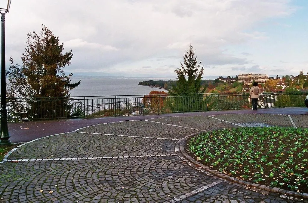Residence La Renovation Thonon-les-Bains 2*,