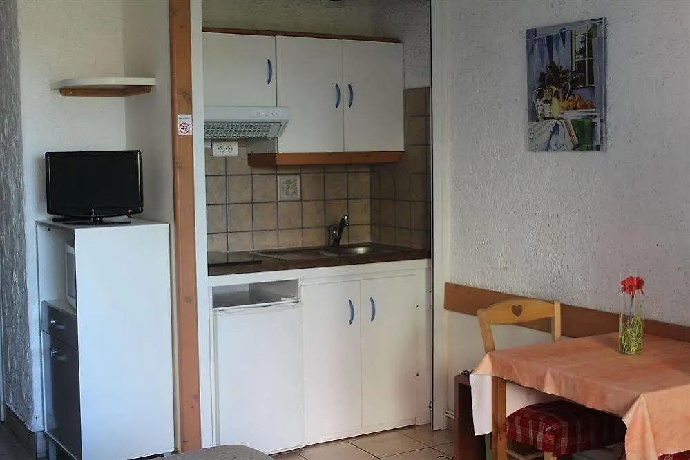 Residence La Renovation Thonon-les-Bains 2*,